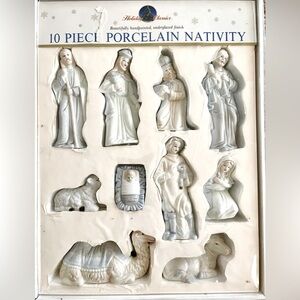 10 pc porcelain Nativity